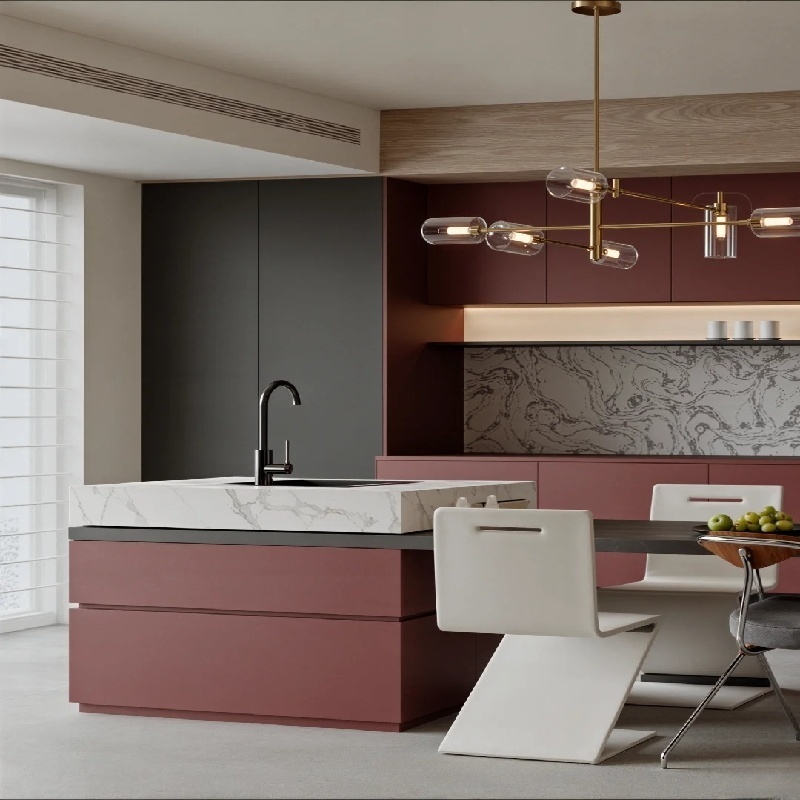 خزائن مطبخ حمراء مصممة خصيصاً