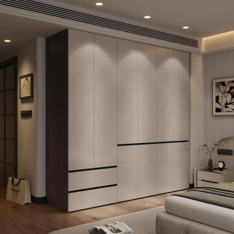 خزانة ملابس رمادية واحدة