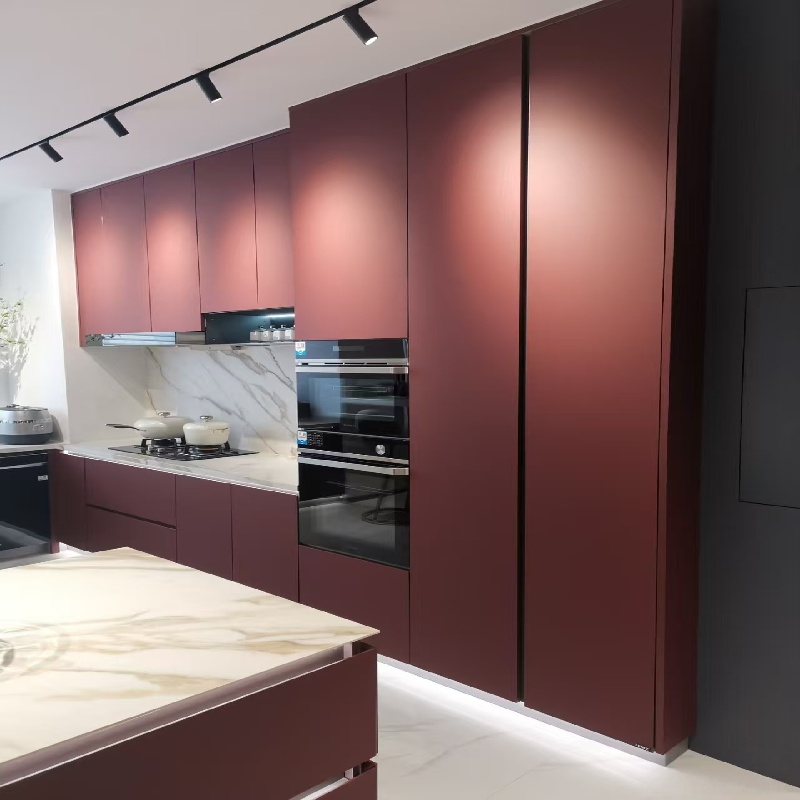 Armoires de cuisine laquées rouges