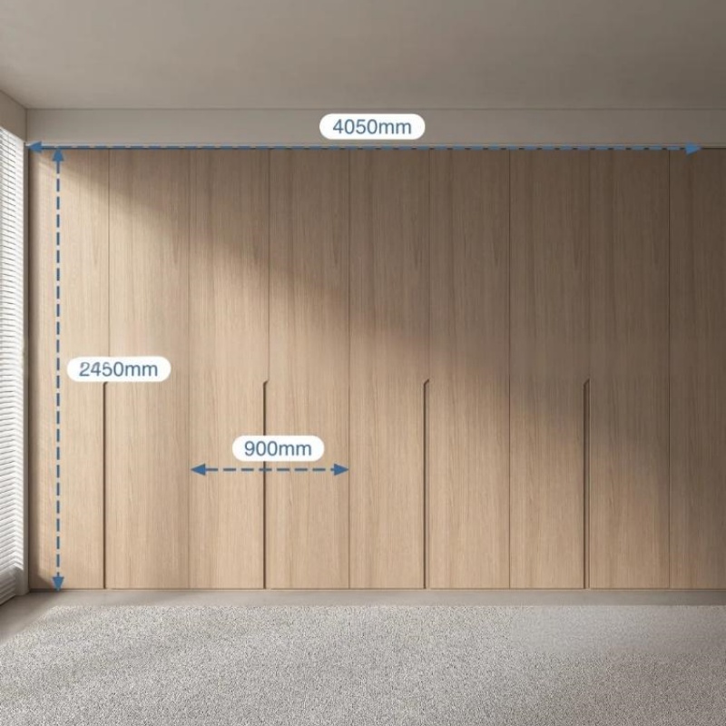 Armadio in legno massello