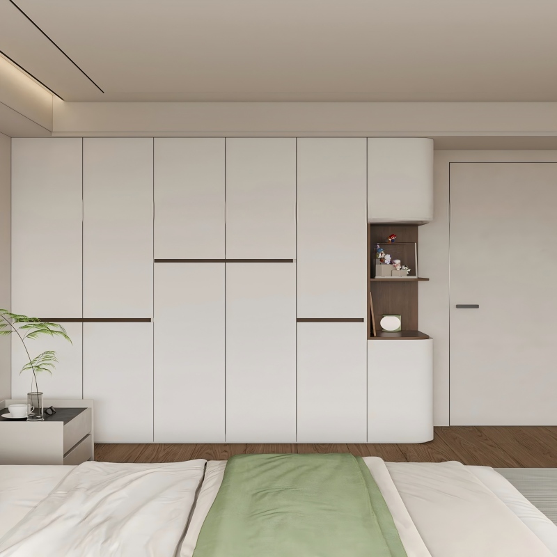 Roupeiro minimalista bege, do chão ao teto, com nichos abertos.