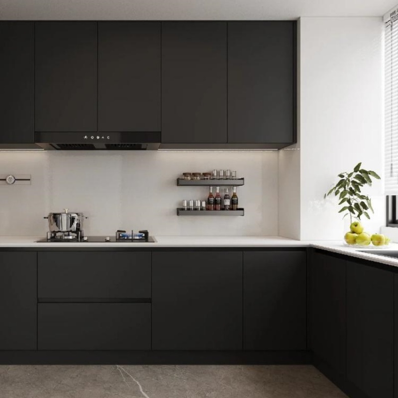 Puertas de cocina en negro mate