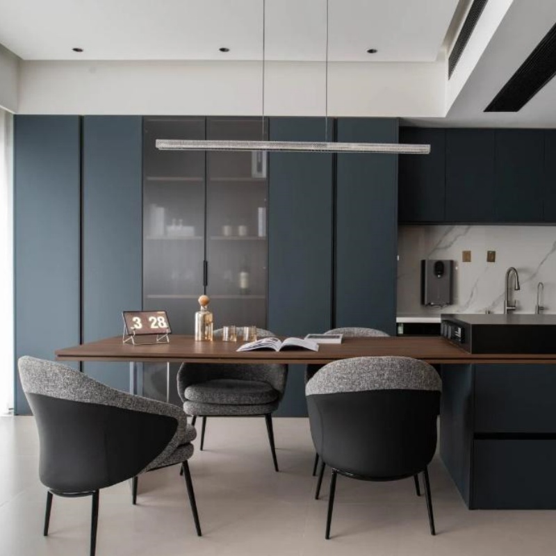 नीली रसोई अलमारियाँ