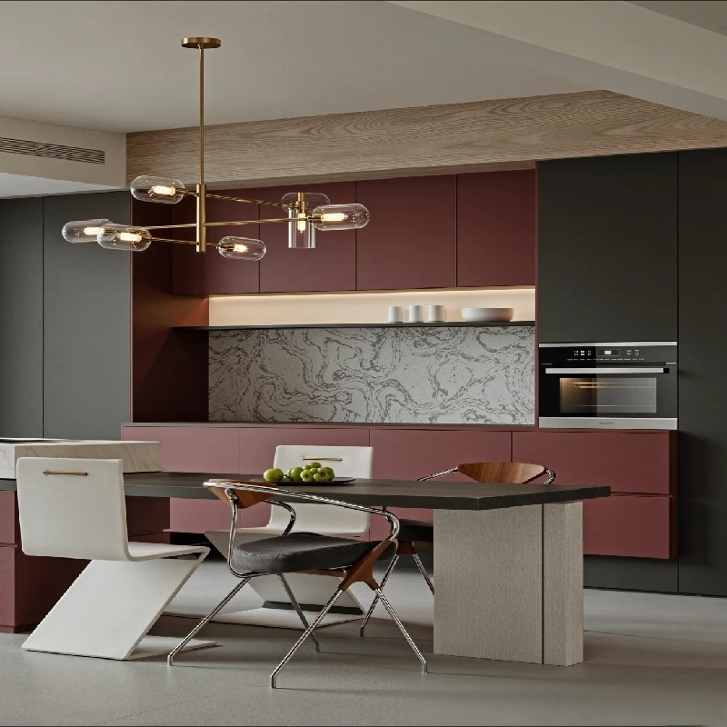 خزائن مطبخ حمراء مصممة خصيصاً